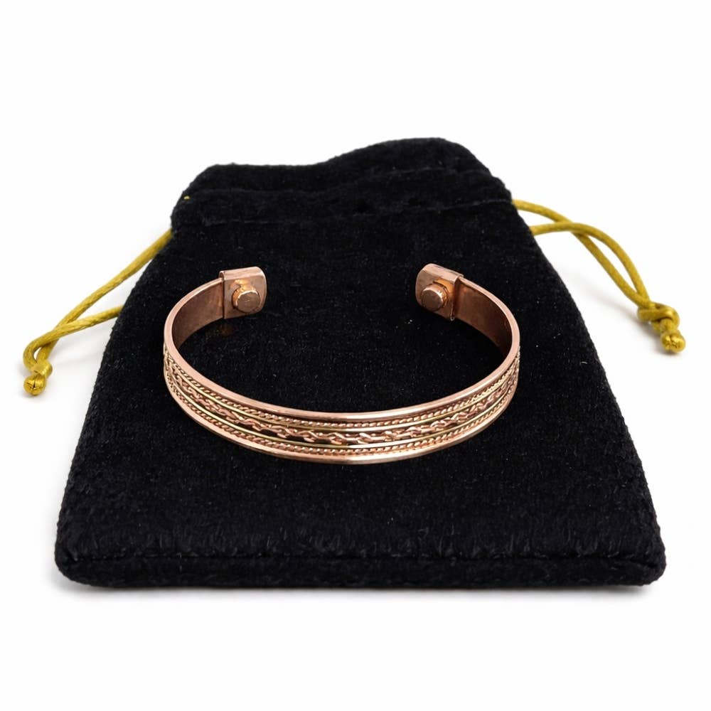 Copper and brass health clamp bracelet with 2 magnets – - Bracelet from Ayurveda Specialist B.V. at The Prince Webshop