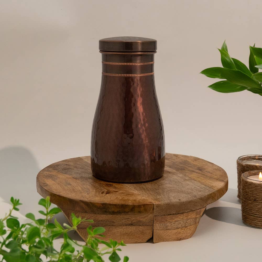Ren kobberkaraffel hamret antik ± 950 ml – 315 gr - Bartender Gear fra Ayurveda Specialist B.V. hos The Prince Webshop