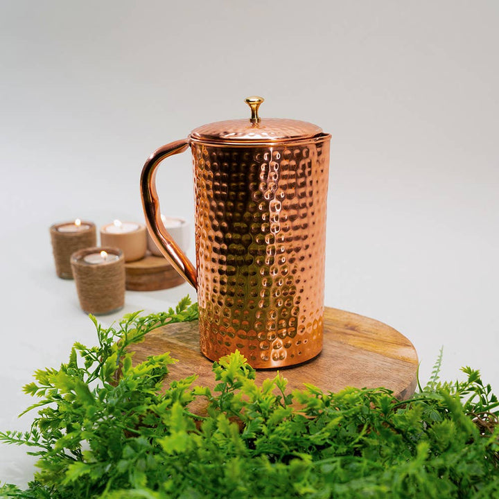Pure copper jug ​​Hammered - 1.5 liters - Bartender Gear from Ayurveda Specialist B.V. at The Prince Webshop