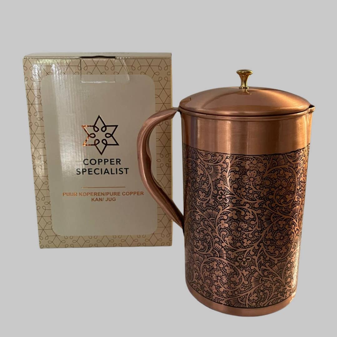 Pure copper jug ​​with floral pattern and lid ± 2 liters - Bartender Gear from Ayurveda Specialist B.V. at The Prince Webshop