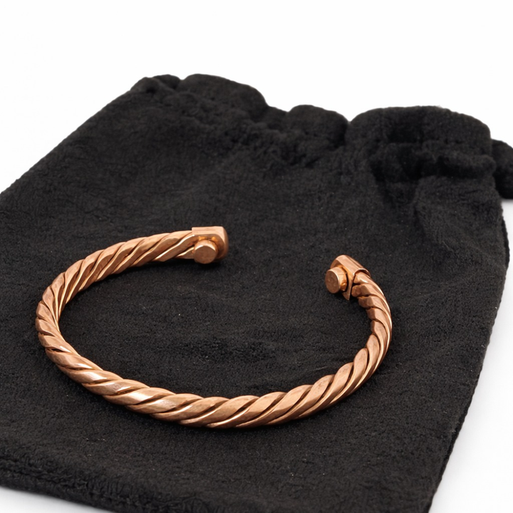 Flettet kobber sundhedsklemmearmbånd med 2 magneter - Armbånd fra Ayurveda Specialist B.V. hos The Prince Webshop