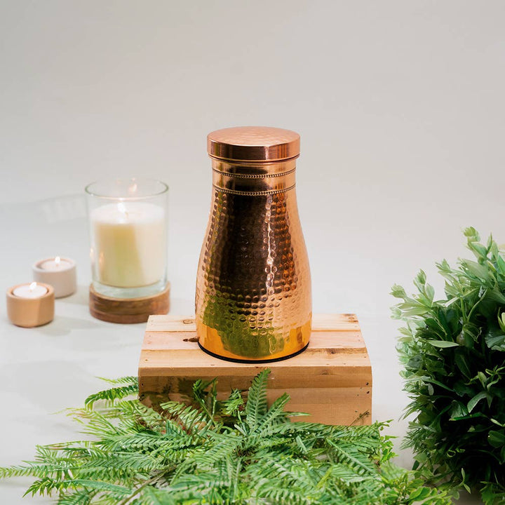 Ren kobberkaraffel hamret ± 950 ml kande - Bartender Gear fra Ayurveda Specialist B.V. hos The Prince Webshop