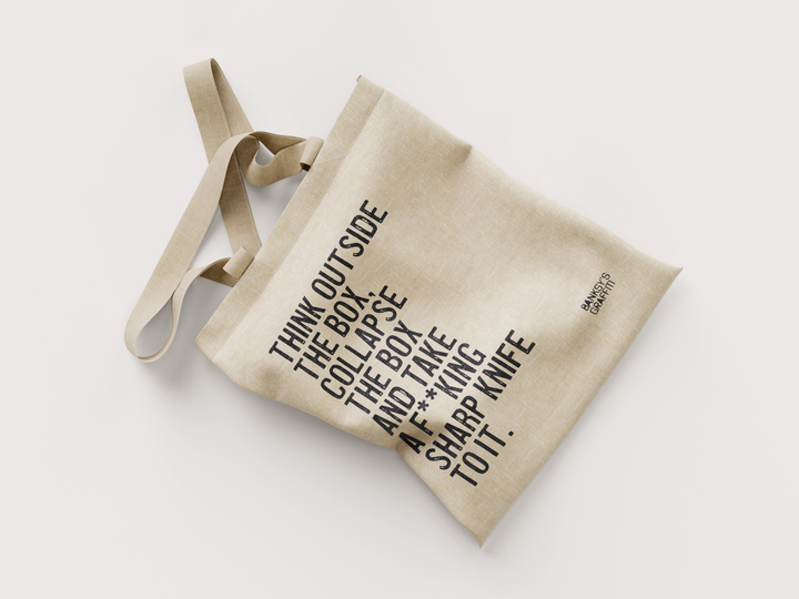 Banksy's Graffiti Mini Tote Bag - Think Outside the Box - Tasker fra Banksy's Grafitti hos The Prince Webshop