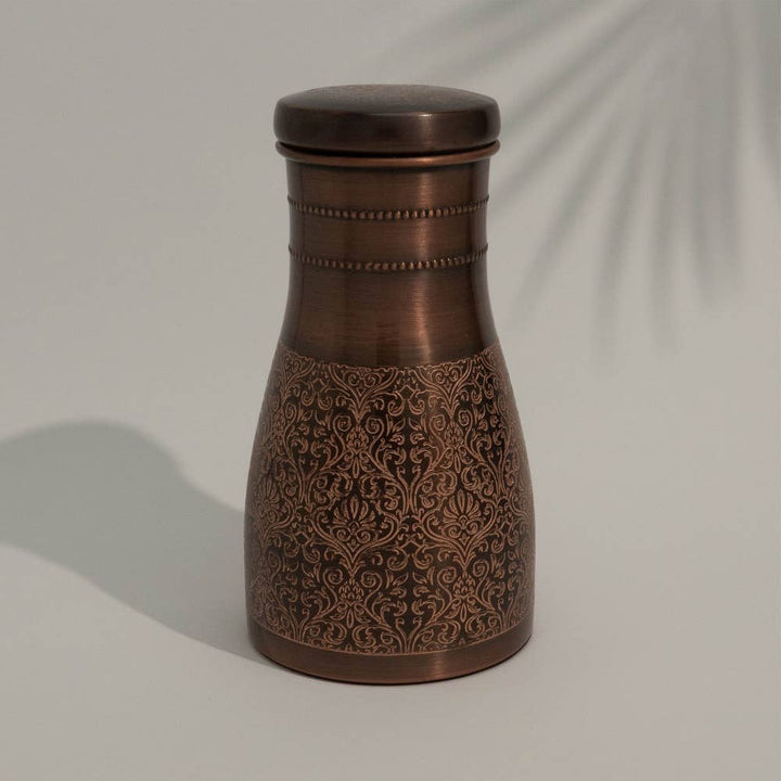 Ren kobberkaraffel antik ætset med låg ± 950 ml kande - Bartender Gear fra Ayurveda Specialist B.V. hos The Prince Webshop