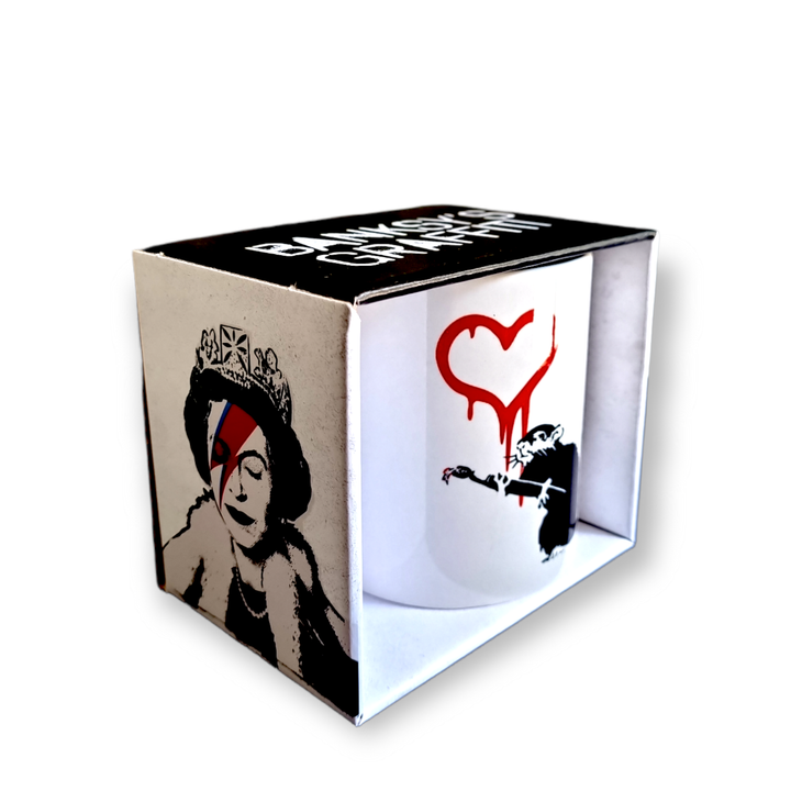 Banksy Ceramic Mug 325ml - Love Rat - Krus fra Banksy's Grafitti hos The Prince Webshop