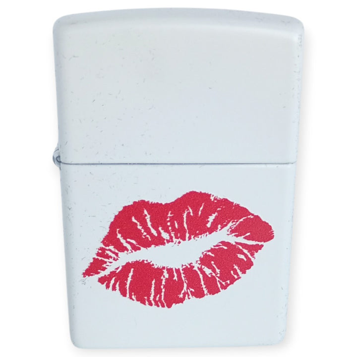 Zippo 60007372 Kiss Design Lighter - Zippo Lighter fra Zippo hos The Prince Webshop