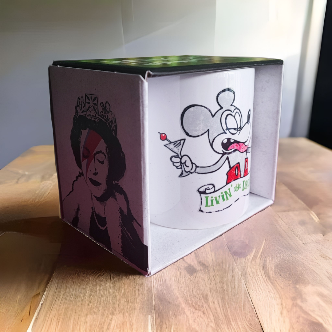Banksy Ceramic Mug 325ml - Mickey Living the Dream - Krus fra Banksy's Grafitti hos The Prince Webshop