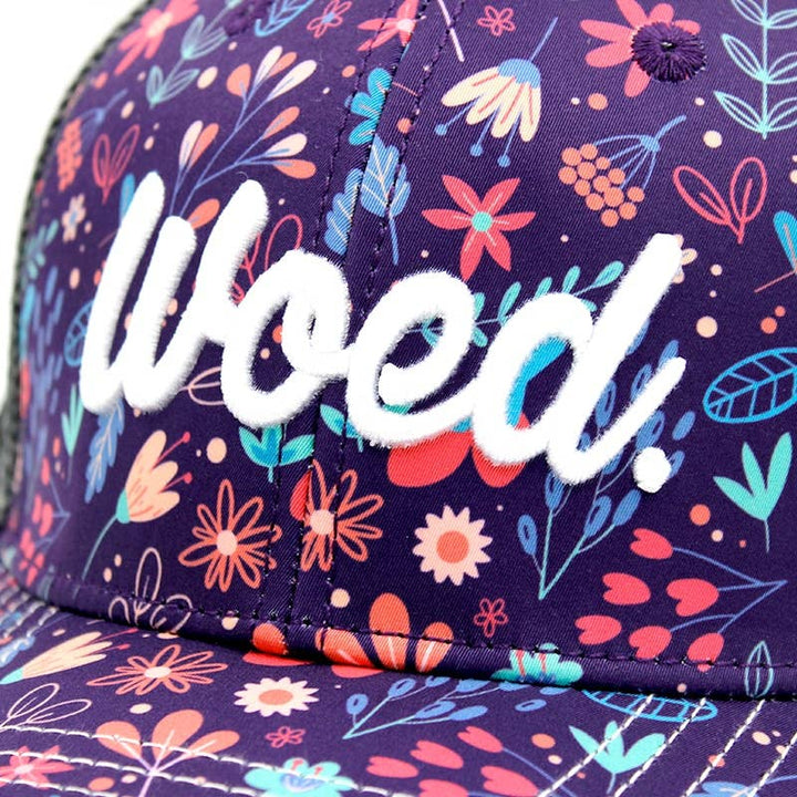 WOED floral trucker cap med broderet logo - Baseball Cap fra Woed hos The Prince Webshop