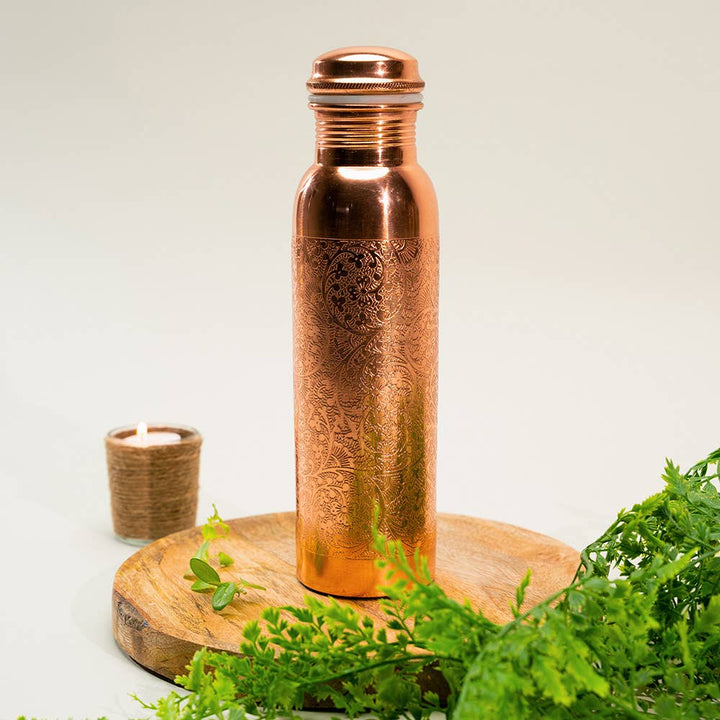 Pure Copper Water Bottle Flower Pattern - 1 liter - Gift Idea from Ayurveda Specialist B.V. at The Prince Webshop