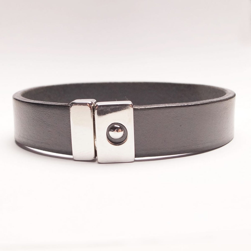 Single Leather Bracelet - Anthracite - Bracelet from The Leather Belt Co. at The Prince Webshop