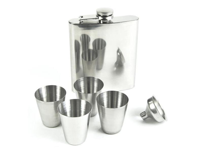 Pocket lark Gift set - 20 cl with funnel and 4 shot glasses - Pocket lark from Gentlemens Depot at The Prince Webshop